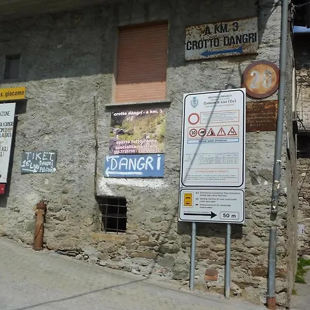 Piccola Perla * Livo (Lombardy)